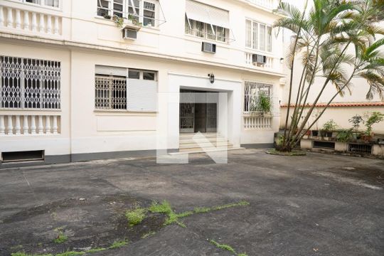 Área comum - Vista da sala de apartamento para alugar com 3 quartos, 130m² em Flamengo, Rio de Janeiro