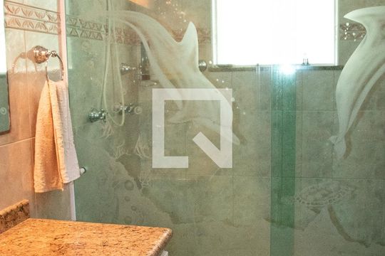 Banheiro do Quarto 1 de casa à venda com 3 quartos, 200m² em Vila Constança, São Paulo