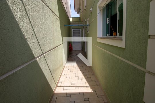 Quintal de casa à venda com 3 quartos, 200m² em Vila Constança, São Paulo