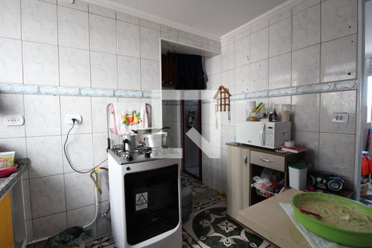 Cozinha de apartamento para alugar com 2 quartos, 49m² em Conjunto Habitacional Teotonio Vilela, São Paulo