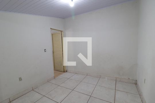 Sala de casa para alugar com 1 quarto, 35m² em Osvaldo Rezende, Uberlândia