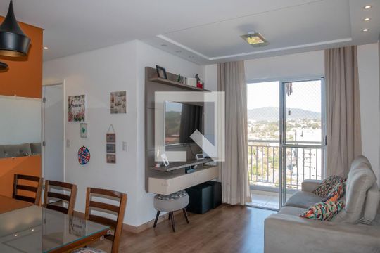 Apartamento à venda com 3 quartos, 74m² em Jardim das Samambaias, Jundiaí