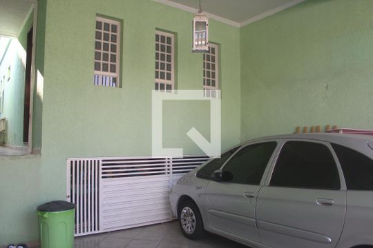 Garagem de casa à venda com 4 quartos, 280m² em Vila Santa Terezinha (zona Norte), São Paulo