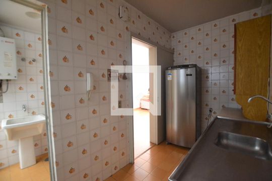 Cozinha de apartamento à venda com 1 quarto, 52m² em Tristeza, Porto Alegre