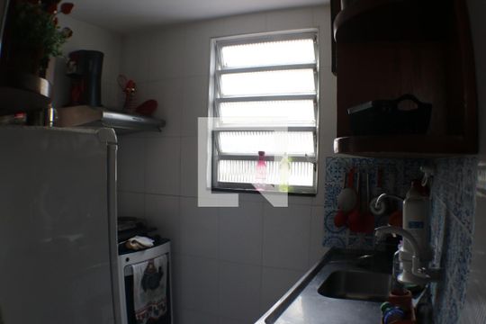 Cozinha de apartamento à venda com 2 quartos, 48m² em Taquara, Rio de Janeiro