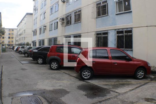 Garagem de apartamento à venda com 2 quartos, 48m² em Taquara, Rio de Janeiro