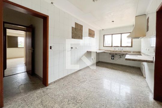 Cozinha de apartamento para alugar com 4 quartos, 160m² em Vila Leopoldina, São Paulo