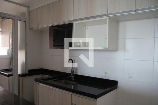 Cozinha de apartamento à venda com 3 quartos, 65m² em Vila Santana, São Paulo