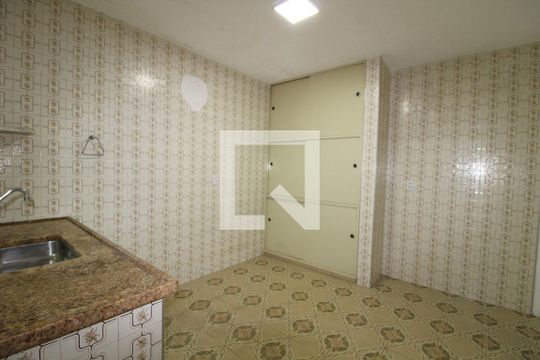 Cozinha de casa para alugar com 1 quarto, 44m² em Vila Alpina, São Paulo