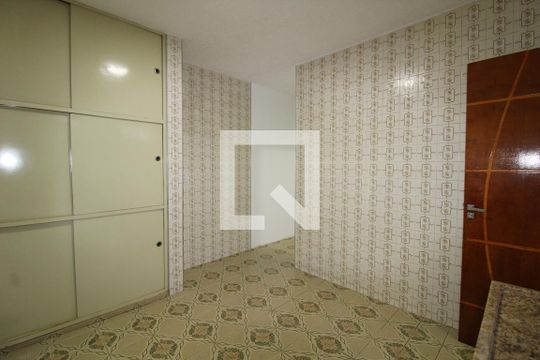 Cozinha de casa para alugar com 1 quarto, 44m² em Vila Alpina, São Paulo