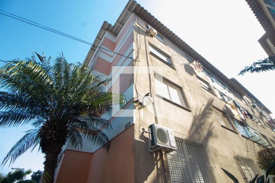 Fachada do bloco de apartamento à venda com 1 quarto, 47m² em Jardim Dona Leopoldina, Porto Alegre
