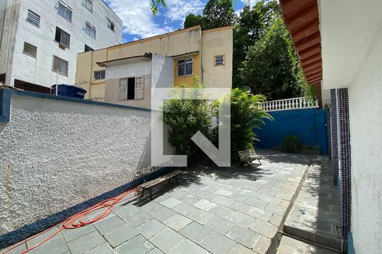 Quintal de casa à venda com 4 quartos, 1250m² em Engenho de Dentro, Rio de Janeiro