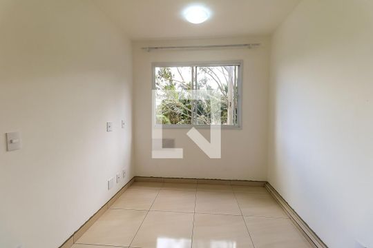 Sala de apartamento para alugar com 1 quarto, 24m² em Panamby, São Paulo