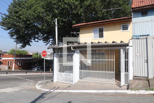 Fachada de casa à venda com 3 quartos, 104m² em Jabaquara, São Paulo