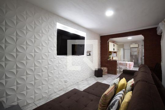 Casa à venda com 4 quartos, 150m² em Padroeira, Osasco