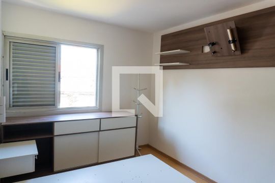 Suíte de apartamento para alugar com 2 quartos, 83m² em Saúde, São Paulo