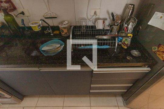 Cozinha e Área de Serviço de apartamento à venda com 3 quartos, 75m² em Santa Quiteria, Curitiba
