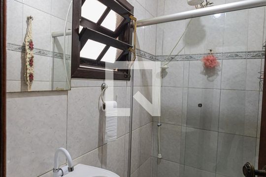 Banheiro Social de casa à venda com 2 quartos, 80m² em Chácara Califórnia, São Paulo