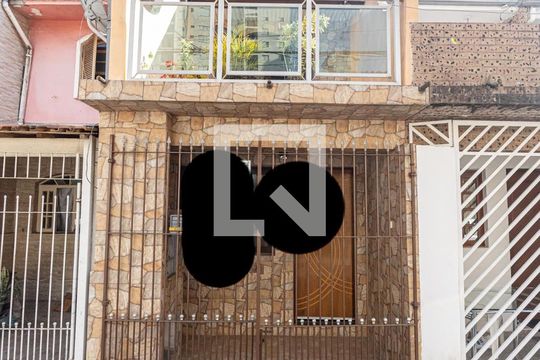 Fachada de casa à venda com 2 quartos, 80m² em Chácara Califórnia, São Paulo