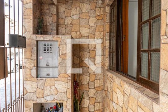 Hall de casa à venda com 2 quartos, 80m² em Chácara Califórnia, São Paulo