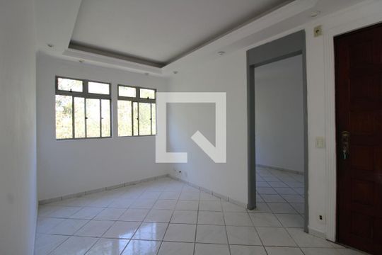 Apartamento para alugar com 2 quartos, 45m² em Jd S Teresinha, São Paulo