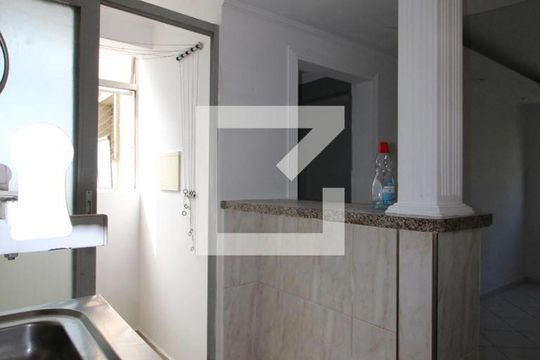 Cozinha de apartamento para alugar com 2 quartos, 45m² em Jd S Teresinha, São Paulo