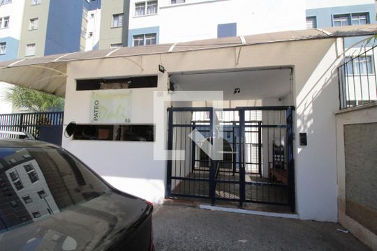 Fachada de apartamento para alugar com 2 quartos, 45m² em Jd S Teresinha, São Paulo