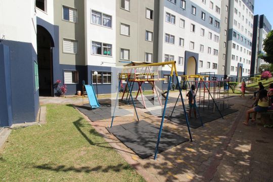 Área comum de apartamento para alugar com 2 quartos, 45m² em Jd S Teresinha, São Paulo