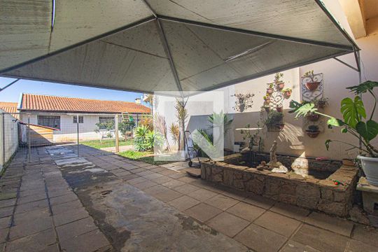 Garagem de casa à venda com 5 quartos, 347m² em Boa Vista, Curitiba