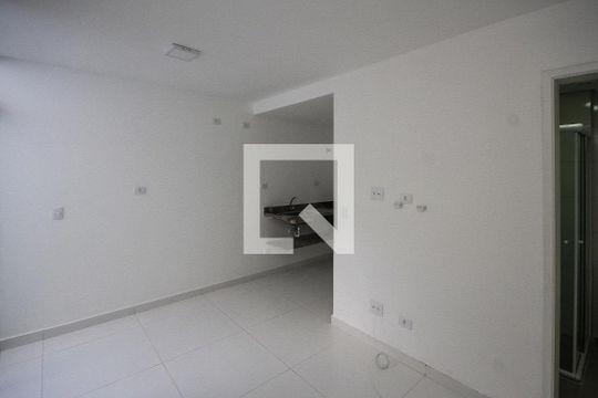 Sala de apartamento para alugar com 1 quarto, 33m² em Quinta da Paineira, São Paulo