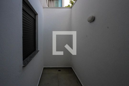 Jardim de inverno de apartamento para alugar com 1 quarto, 33m² em Quinta da Paineira, São Paulo