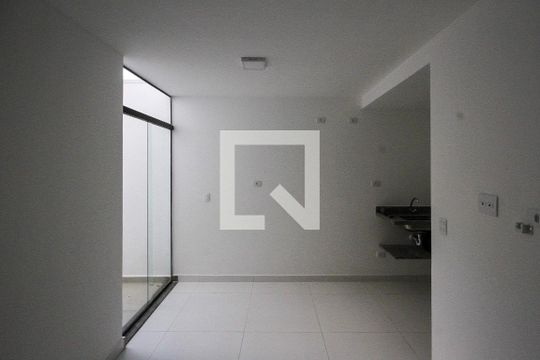 Apartamento para alugar com 1 quarto, 33m² em Quinta da Paineira, São Paulo