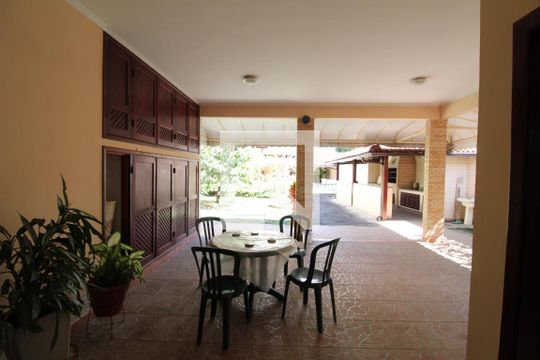 Área externa - Quintal Fundos de casa para alugar com 6 quartos, 650m² em Freguesia (jacarepaguá), Rio de Janeiro