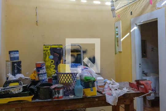 Área de Luz de casa à venda com 4 quartos, 250m² em Vila Georgina, Campinas