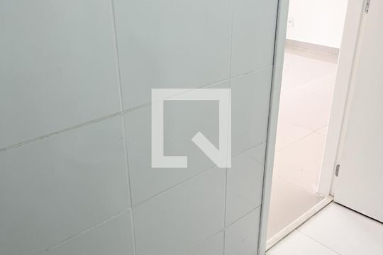 Banheiro Corredor de apartamento à venda com 1 quarto, 49m² em Vila Pirituba, São Paulo