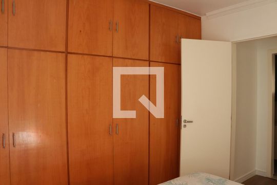 Quarto de apartamento à venda com 1 quarto, 45m² em Parque São Jorge, São Paulo