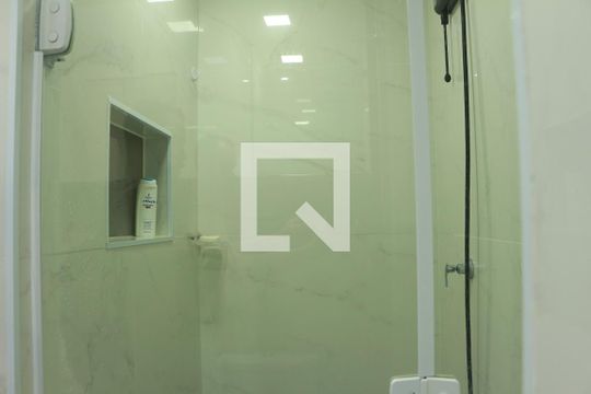Banheiro de apartamento à venda com 1 quarto, 45m² em Parque São Jorge, São Paulo