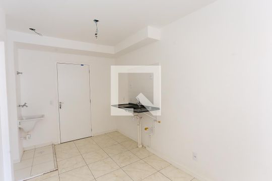 Sala/Cozinha/serviço de apartamento à venda com 1 quarto, 38m² em Paraisópolis, São Paulo