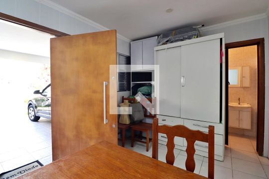Cômodo extra - Garagem de casa à venda com 3 quartos, 196m² em Vila Curuçá, Santo André