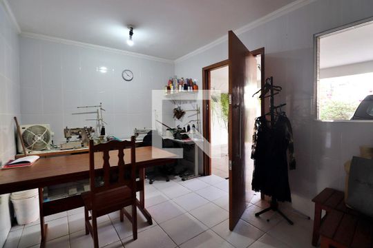 Cômodo extra - Garagem de casa à venda com 3 quartos, 196m² em Vila Curuçá, Santo André