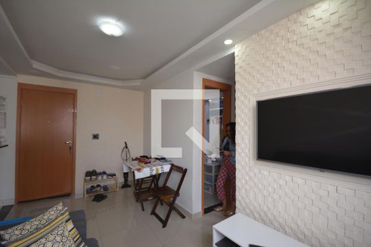Sala de apartamento à venda com 2 quartos, 50m² em Parada de Lucas, Rio de Janeiro
