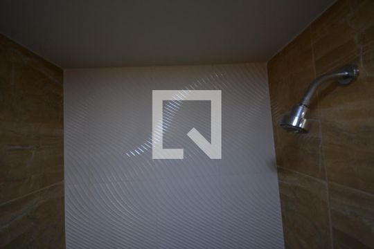 Banheiro de apartamento à venda com 2 quartos, 50m² em Parada de Lucas, Rio de Janeiro