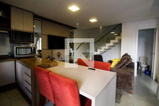 Cozinha de casa de condomínio à venda com 3 quartos, 110m² em Niterói, Canoas