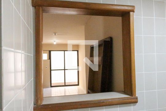 Cozinha de apartamento para alugar com 3 quartos, 80m² em R. Bandeirantes, Rio de Janeiro