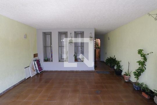 Garagem de casa à venda com 3 quartos, 125m² em Jardim Aricanduva, São Paulo