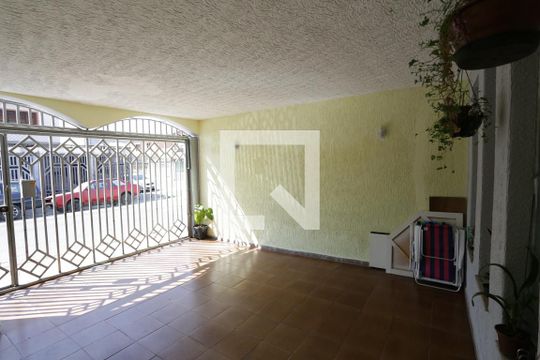 Garagem de casa à venda com 3 quartos, 125m² em Jardim Aricanduva, São Paulo