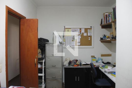 Escritório de casa à venda com 3 quartos, 304m² em Santa Maria, Santo André