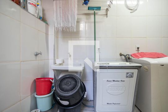 Área de Serviço de casa à venda com 3 quartos, 250m² em Vila Prado, São Paulo
