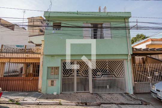 Fachada de casa à venda com 3 quartos, 250m² em Vila Prado, São Paulo