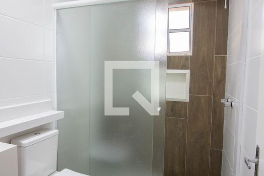 Detalhe banheiro de casa à venda com 4 quartos, 160m² em Itaquera, São Paulo